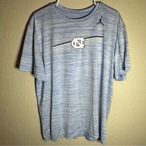 Nike Men's Light Blue Short Sleeve Tee